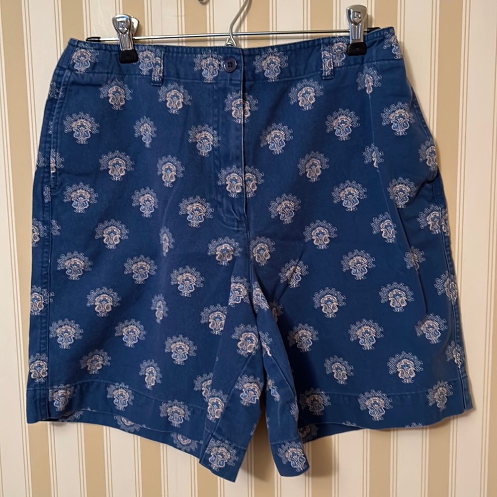 Talbots preppy Bermuda print shorts, size 8. 100% cotton